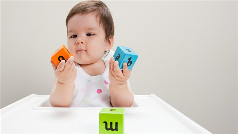 BBunion早教机构：适合八个月宝宝的早教玩具