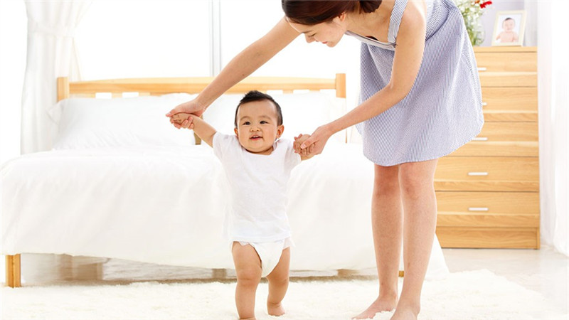 别让这些坏习惯影响孩子骨骼的发育-合肥聪明